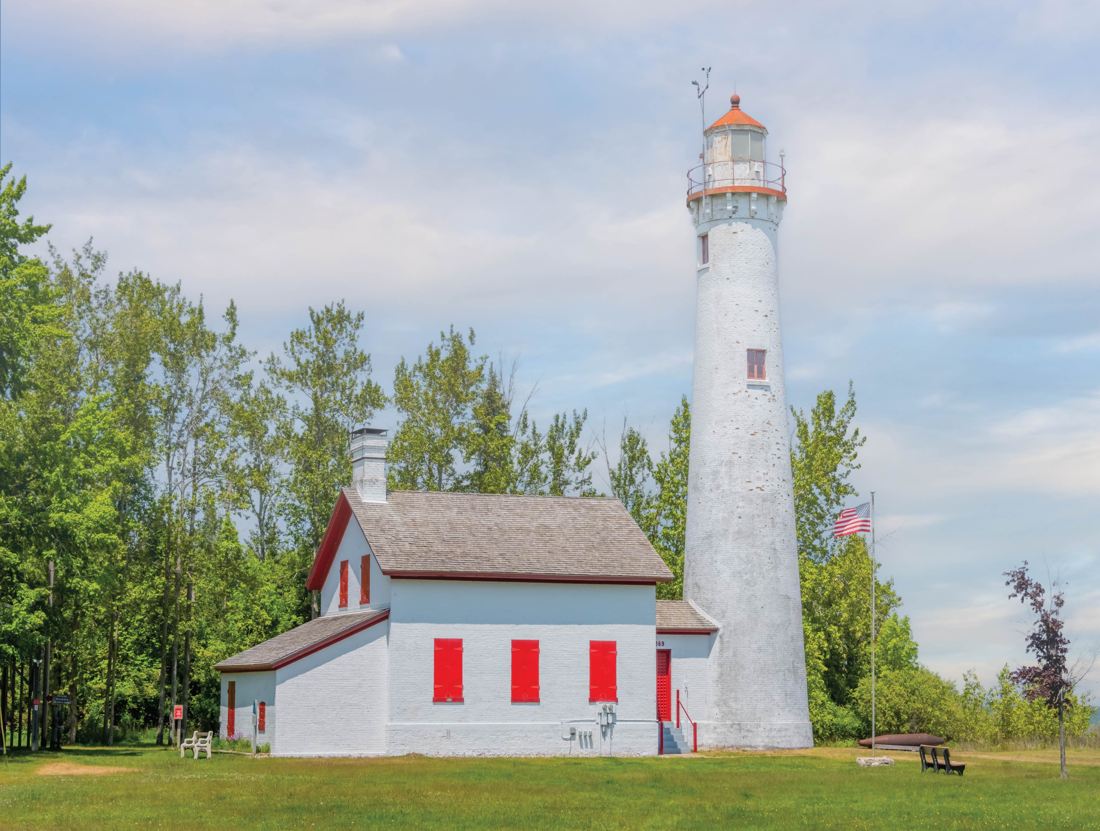 Image of Capturing Sturgeon Point Lighthouse: A Day in the Life of a Photographer