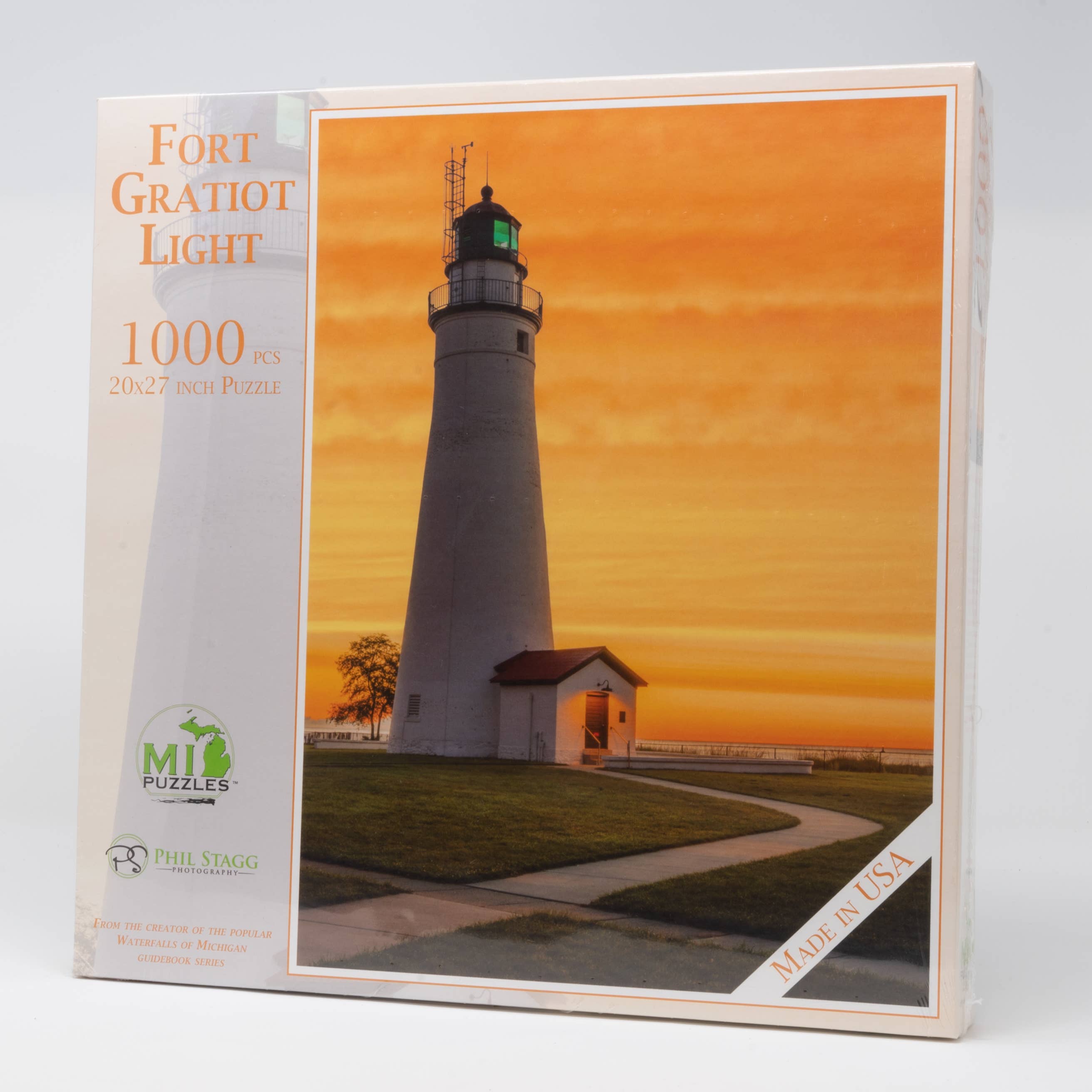 Image of Fort Gratiot Light - 1000 Piece Michigan Puzzle