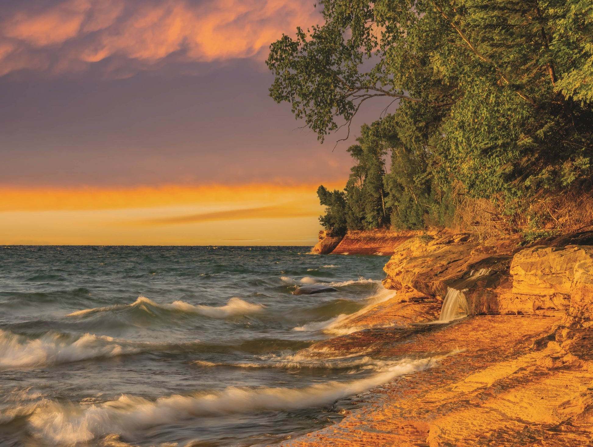 Lake Superior - 500 Piece Puzzle